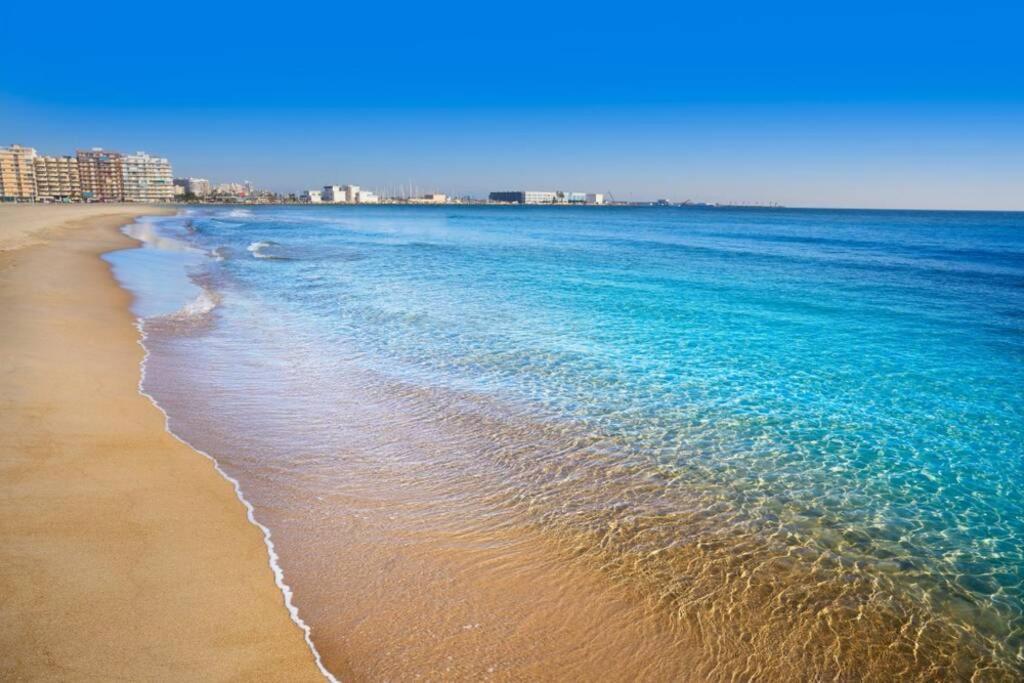 Relájate y disfruta del sol en hermosas playas, apartamento espectacular  Santa Pola Esterno foto